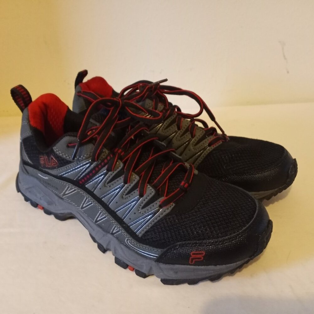 FILA Men's Evergrand TR All Terrain Running Shoes Size 9 Red/Black - USED